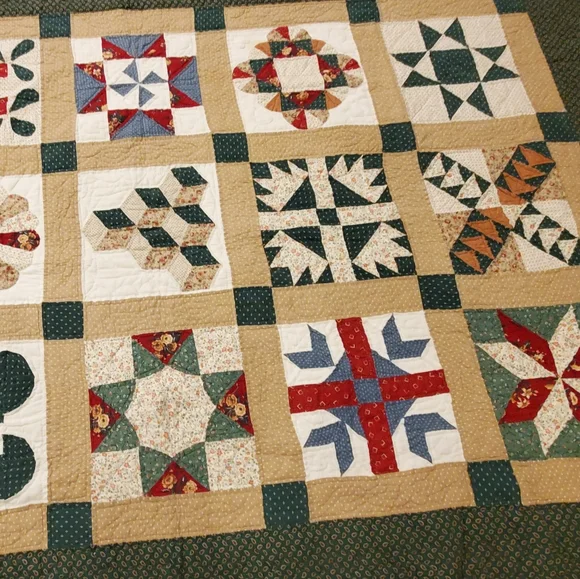 Handmade Vintage Patchwork Quilt, 61"×90", Green/Cranberry, Exceptional Piece! - Picture 2 of 16